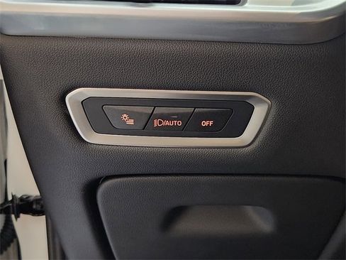 Used 2025 BMW X7 xDrive40i image 22