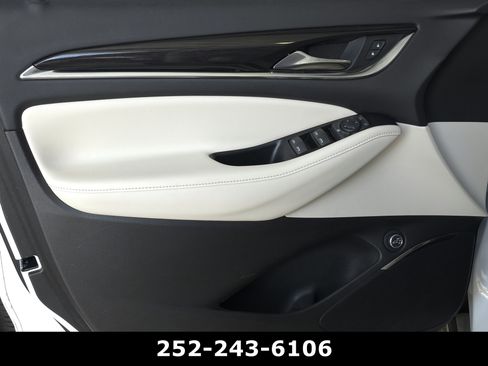 Used 2023 Buick Enclave Essence FWD image 27