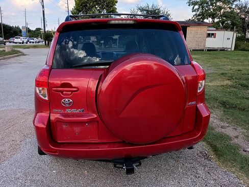 Used 2008 Toyota RAV4 Limited image 4