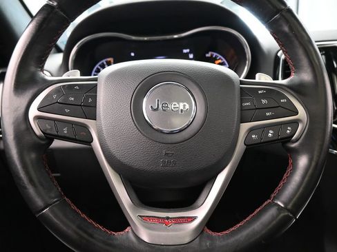 Used 2021 Jeep Grand Cherokee Trailhawk w/ Trailhawk Luxury Group AWD/4WD image 28