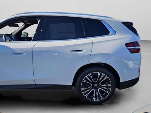 New 2026 BMW X3 xDrive30 w/ Convenience Package image 38