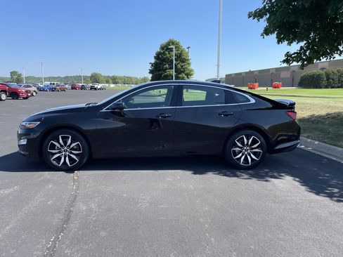 Used 2024 Chevrolet Malibu RS FWD image 2