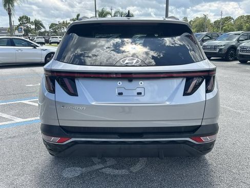 Certified 2022 Hyundai Tucson SEL w/ Cargo Package FWD image 7