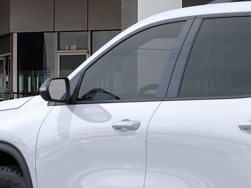 New 2026 Chevrolet Traverse Z71 w/ Enhanced Driving Package image 12