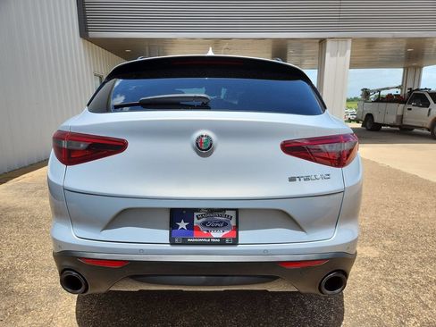 Used 2022 Alfa Romeo Stelvio Sprint RWD image 22