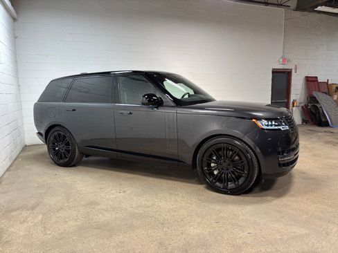 New 2026 Land Rover Range Rover Long Wheelbase SE AWD/4WD image 5