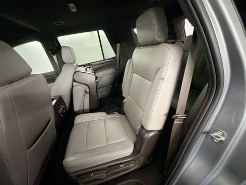 Used 2024 Chevrolet Tahoe Z71 w/ Luxury Package AWD/4WD image 25