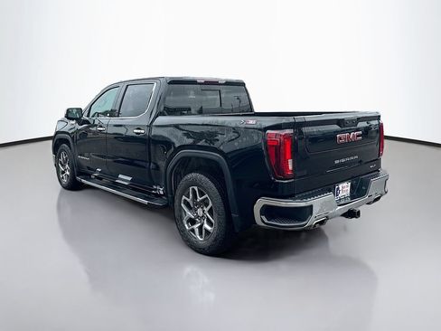 Used 2023 GMC Sierra 1500 SLT AWD/4WD image 5