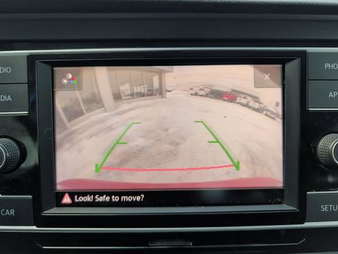 Used 2019 Volkswagen Jetta S image 13