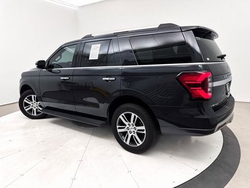 Used 2024 Ford Expedition Limited image 2