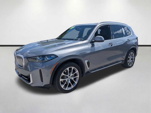 Used 2024 BMW X5 xDrive40i AWD/4WD image 8