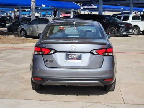 Used 2024 Nissan Versa SR image 13