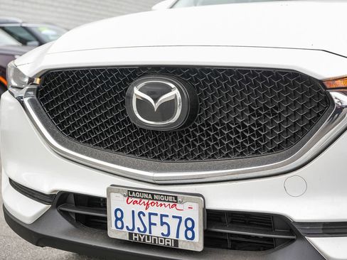 Used 2019 MAZDA CX-5 Touring FWD image 5