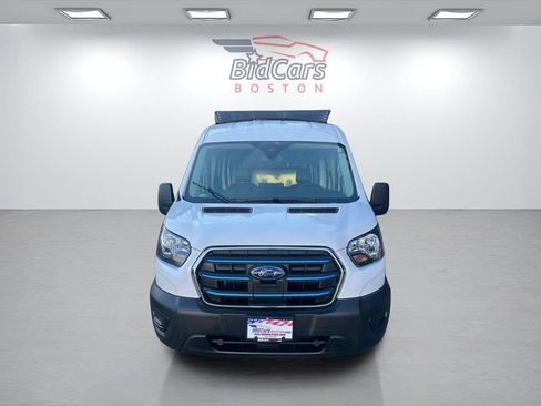 Used 2023 Ford E-Transit Medium Roof RWD image 2