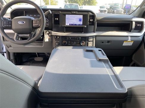 New 2025 Ford F550 4x4 SuperCab Super Duty image 62