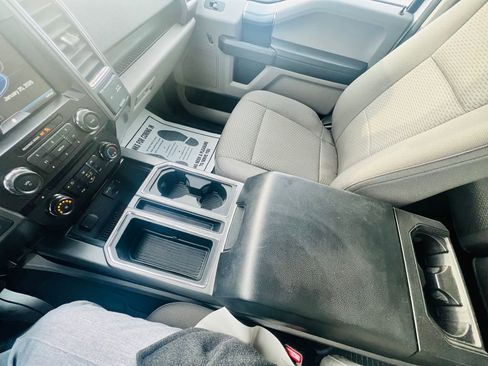 Used 2015 Ford F150 XLT w/ Equipment Group 302A Luxury image 28