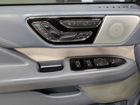 Used 2021 Lincoln Navigator L Black Label w/ Cargo Convenience Package AWD/4WD image 42