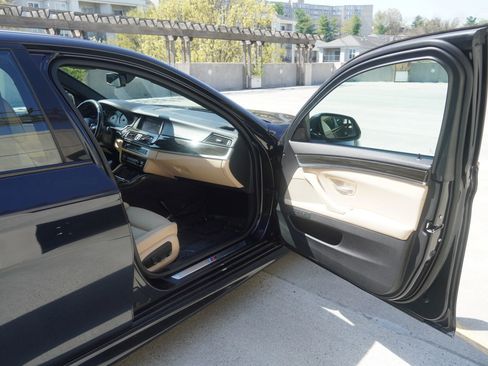 Used 2016 BMW 550i xDrive Sedan AWD/4WD image 39