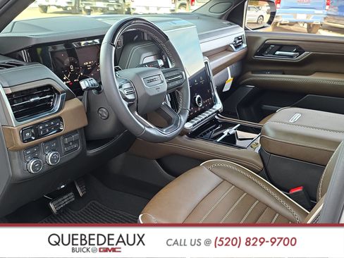 Used 2025 GMC Yukon Denali Ultimate image 16