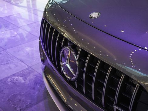 New 2026 Mercedes-Benz GLA 35 AMG 4MATIC image 9