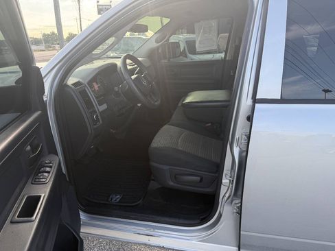 Used 2012 RAM 2500 ST w/ Chrome Appearance Group AWD/4WD image 11