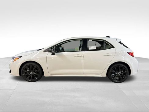 New 2026 Toyota Corolla XSE image 2