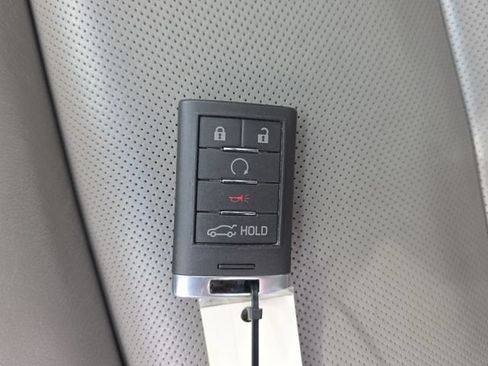 Used 2014 Cadillac XTS Premium FWD image 36