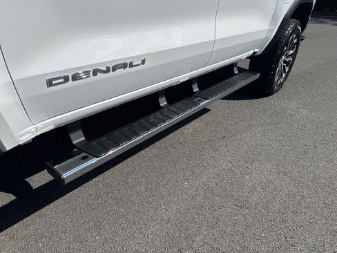 New 2026 GMC Canyon Denali image 60