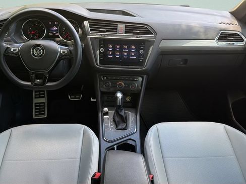 Certified 2020 Volkswagen Tiguan SE R-Line FWD image 13