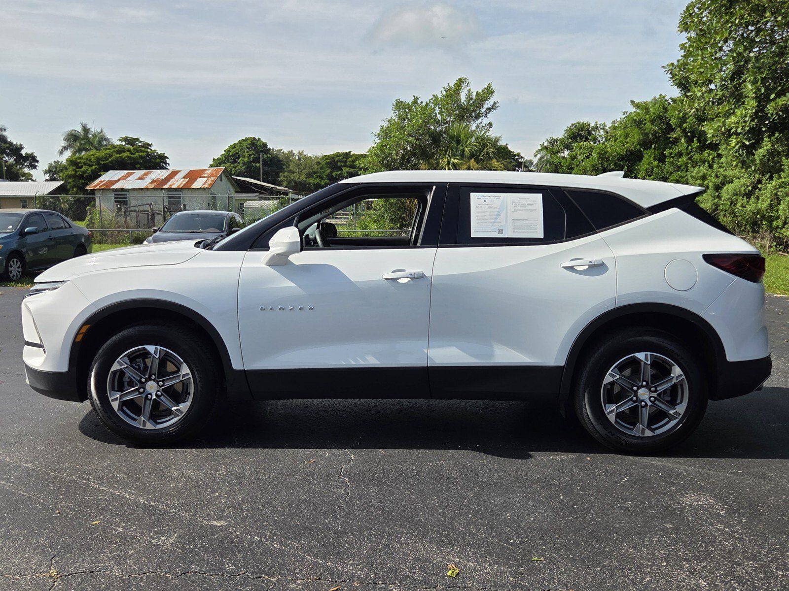 Certified 2023 Chevrolet Blazer LT FWD image 2