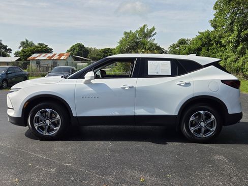 Certified 2023 Chevrolet Blazer LT FWD image 2