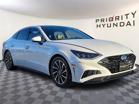 Used 2021 Hyundai Sonata Limited w/ Cargo Package image 3