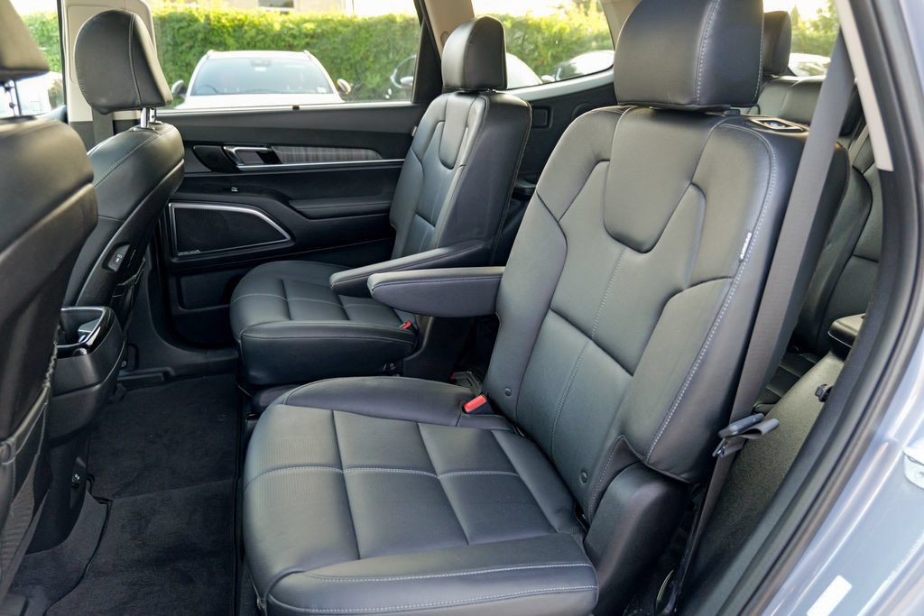 Used 2023 Kia Telluride SX AWD/4WD image 28