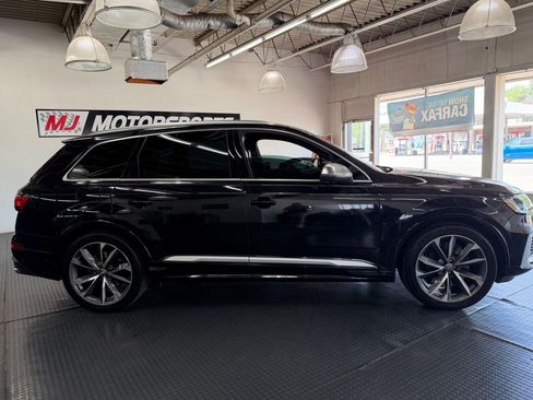 Used 2021 Audi SQ7 Premium Plus AWD/4WD image 10