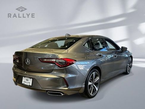 Used 2025 Acura TLX w/ Technology Package image 3