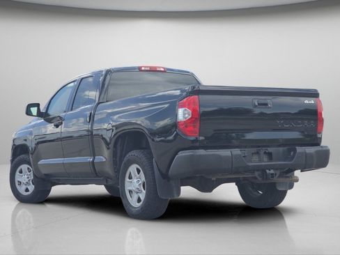Used 2019 Toyota Tundra SR5 AWD/4WD image 17