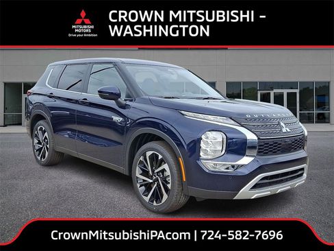 New 2025 Mitsubishi Outlander SE image 1