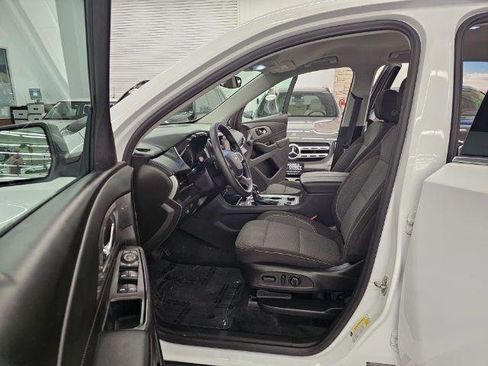 Used 2021 Chevrolet Traverse LS AWD/4WD image 31