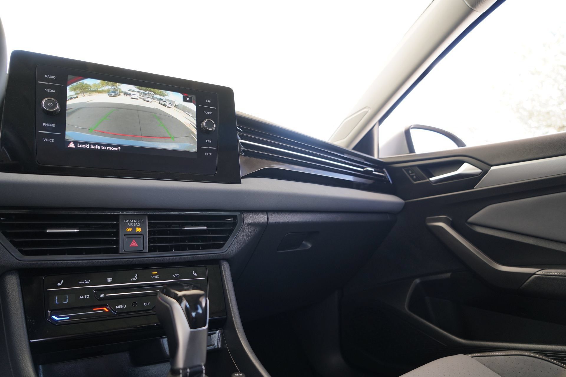Certified 2026 Volkswagen Jetta SE FWD image 16