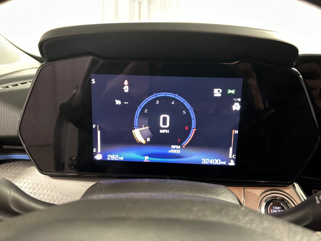Used 2025 Chevrolet Trax LT FWD image 14