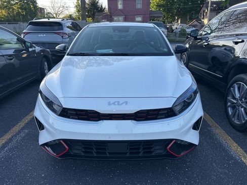 Used 2023 Kia Forte GT-Line w/ GT-Line Premium Package FWD image 3