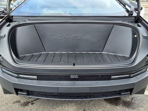 Used 2024 Tesla Cybertruck AWD Crew Cab image 11