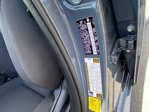 New 2026 Toyota Prius Plug-In Hybrid FWD image 28