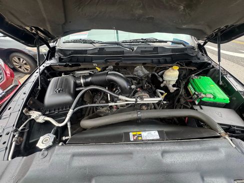 Used 2013 RAM 1500 Express image 29