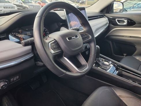 Used 2022 Jeep Compass Limited image 16