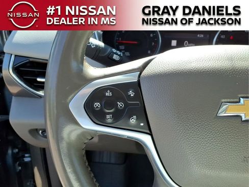 Used 2021 Chevrolet Traverse Premier FWD image 14