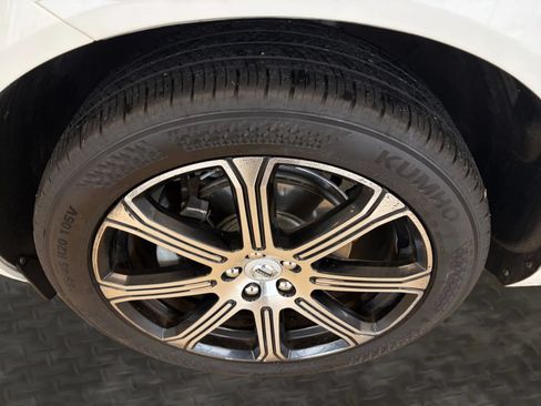 Used 2019 Volvo XC60 T5 Inscription w/ Protection Package AWD/4WD image 36