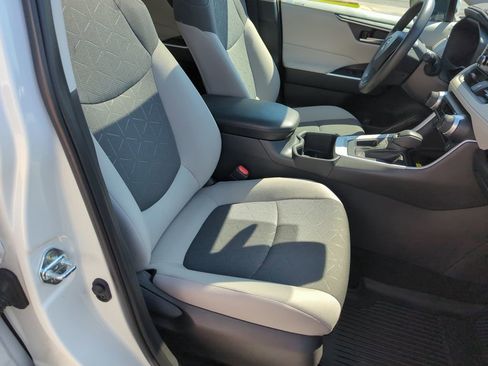 Used 2024 Toyota RAV4 XLE w/ Convenience Package FWD image 38