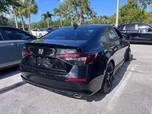 Used 2025 Honda Civic Sport image 6