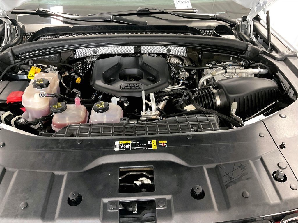 Used 2023 Jeep Grand Cherokee 4WD 4xe image 35